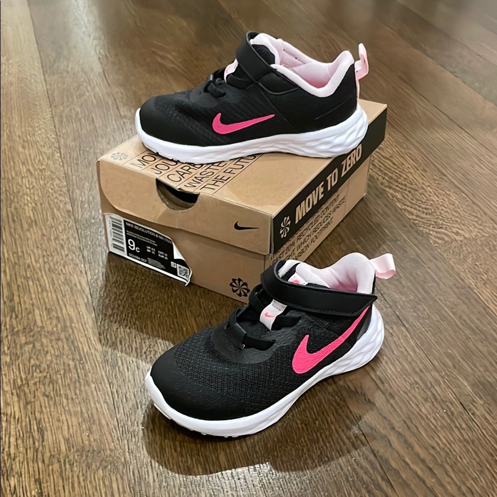 Nike Black and Pink Athletic Sneakers